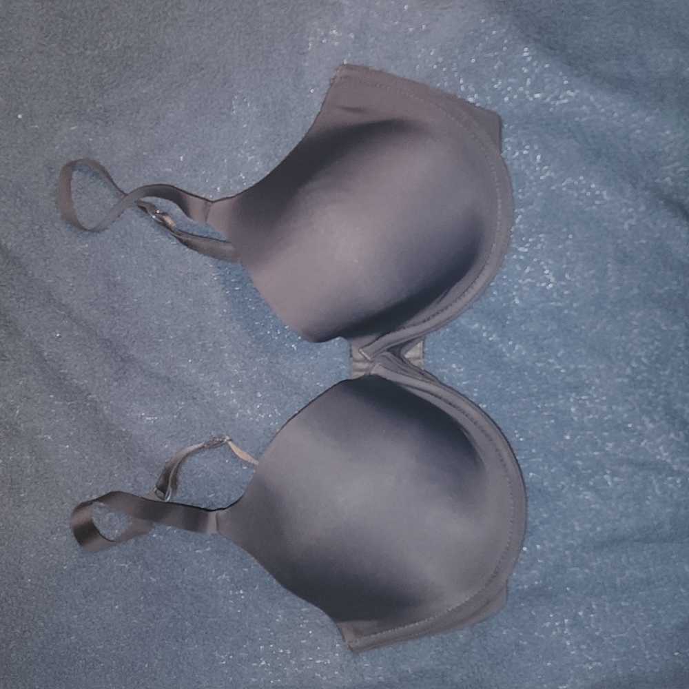 Gilligan and O'Malley 38D Bra